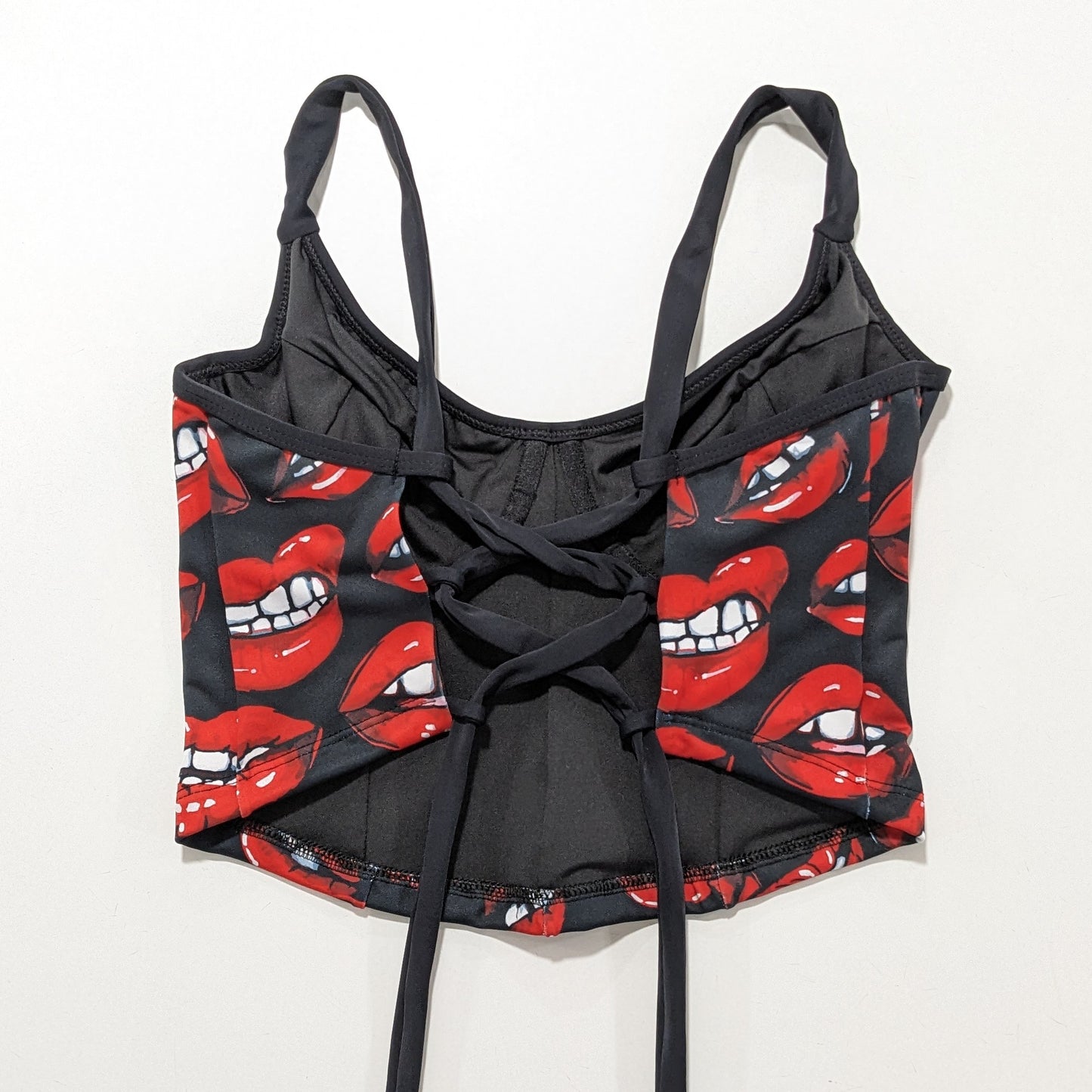 Corset Kiss