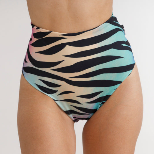 Bikini bottom tiro extra alto Brazil Tigre Color