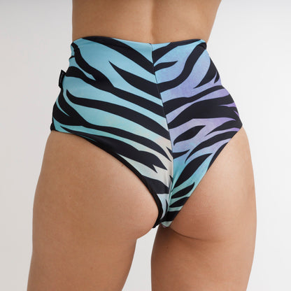 Bikini bottom tiro extra alto Brazil Tigre Color