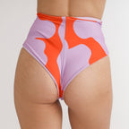 Extra high-waisted bikini bottom lilac spots