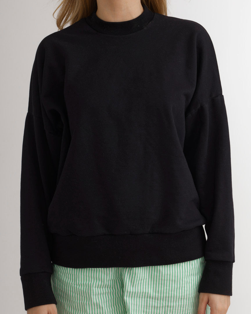 Poleron Negro crewneck -  A pedido 7 días hábiles