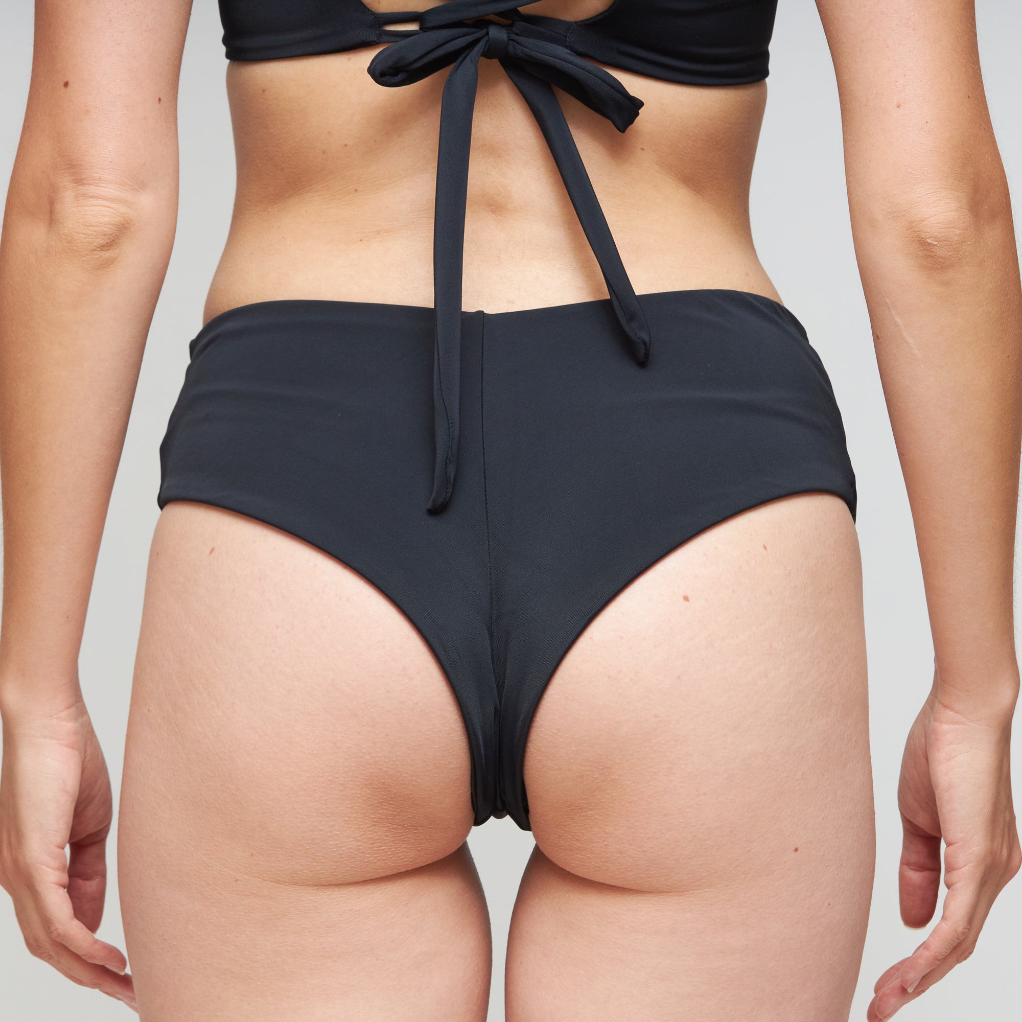 Bikini bottom tiro alto Brazil