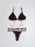 Conjunto bikini triángulo café con borde estampado y tanga faja de mayor cobertura — Kinibe
