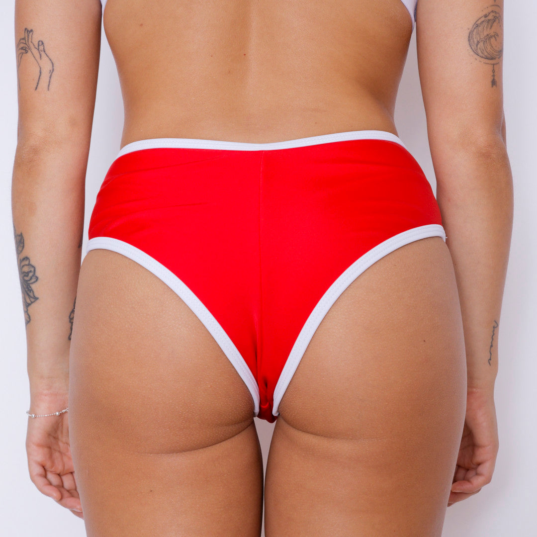Bikini Bottom Tiro Alto Brazil Rojo Borde Blanco — Bajo el Ombligo - 38