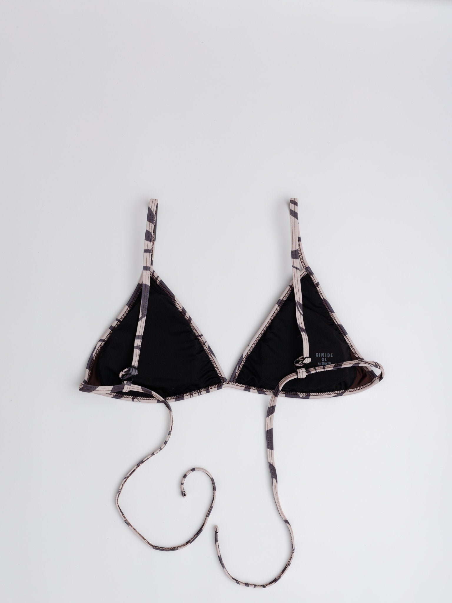 Conjunto Bikini Ipanema Café — Triángulo Ajustable con Borde Estampado The Sand
