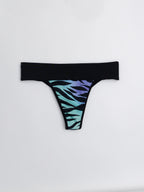 Bikini tanga faja animal print tigre en tonos agua, cintura ancha negra — Kinibe